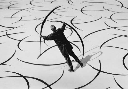 Gilbert Garcin - 186 - La conquête de l’espace (The conquest of space), 2001, gelatin silver print, 8 by 12 inches, 12 by 16 inches, or 20 by 24 inches