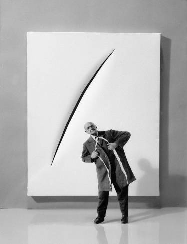 Gilbert Garcin - 306 -La seule solution, ou Fontana, en mieux (The only solution, or Fontana improved), 2005, gelatin silver print,12 by 8 inches, 16 by 12 inches, or 24 x 20 inches