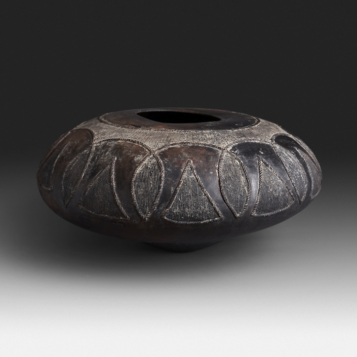 Mncane Nzuza - Ukhamba #117 (SOLD), ceremonial beer-serving vessel, pit-fired hand-built earthenware with burnished surface, 12 by 25 inches diameter