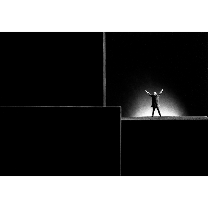 Gilbert Garcin - 316 - La vie est belle (Life is beautiful), 2006, gelatin silver print, 12 by 8 inches, 16 by 12 inches, or 24 by 20 inches